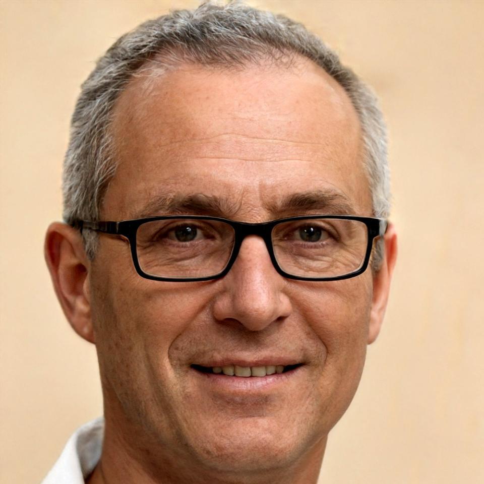 Carlos Ruiz, CEO